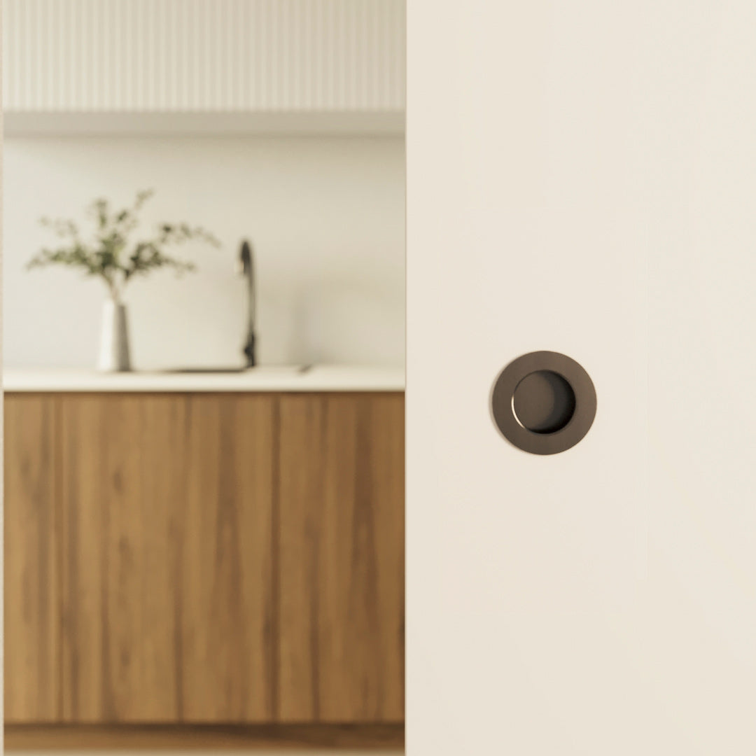 Atley Flush Pull Round