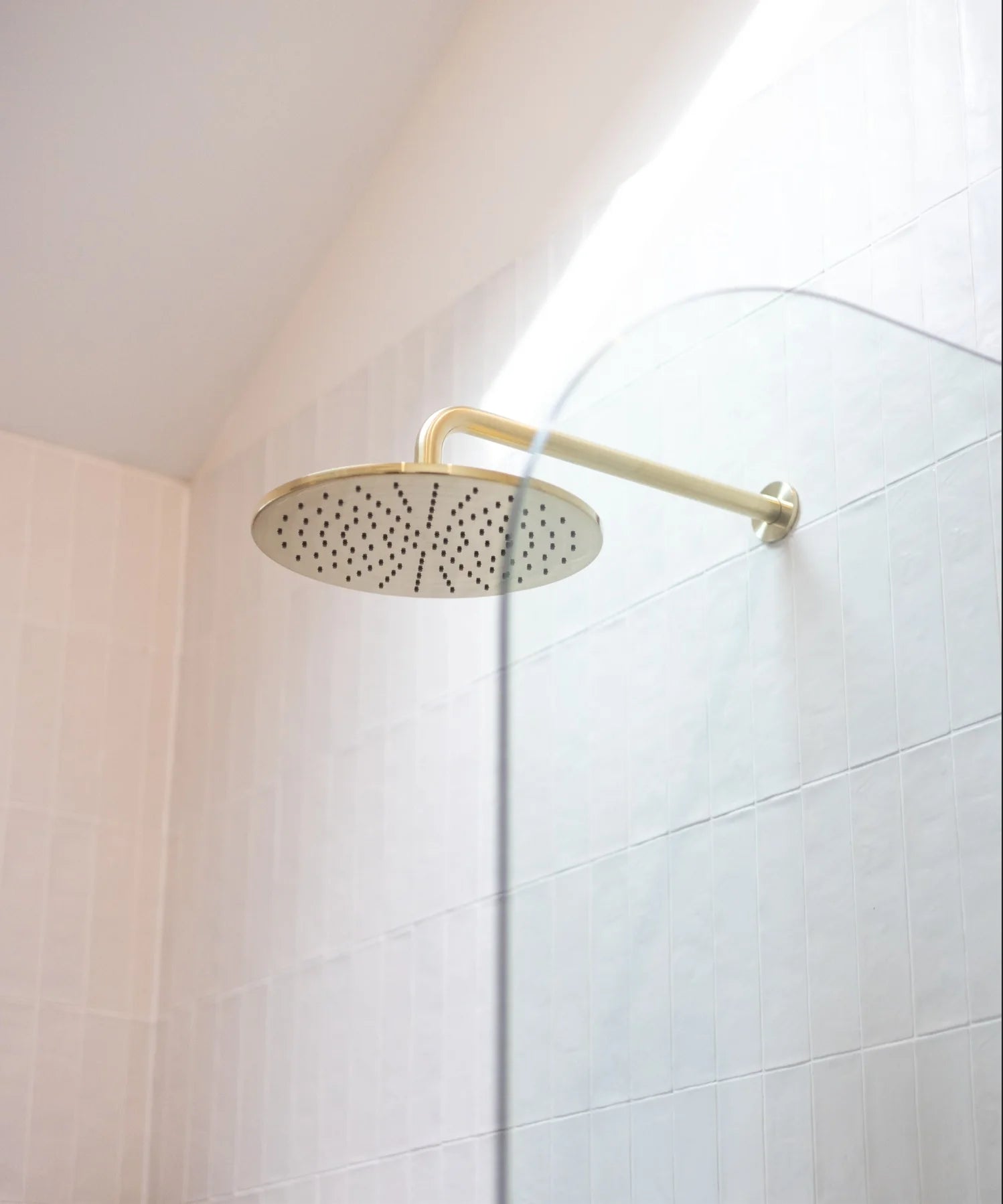 Round Wall Shower Curved Arm 400mm